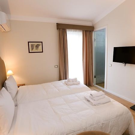 Hotel Hermes ティラナ エクステリア 写真