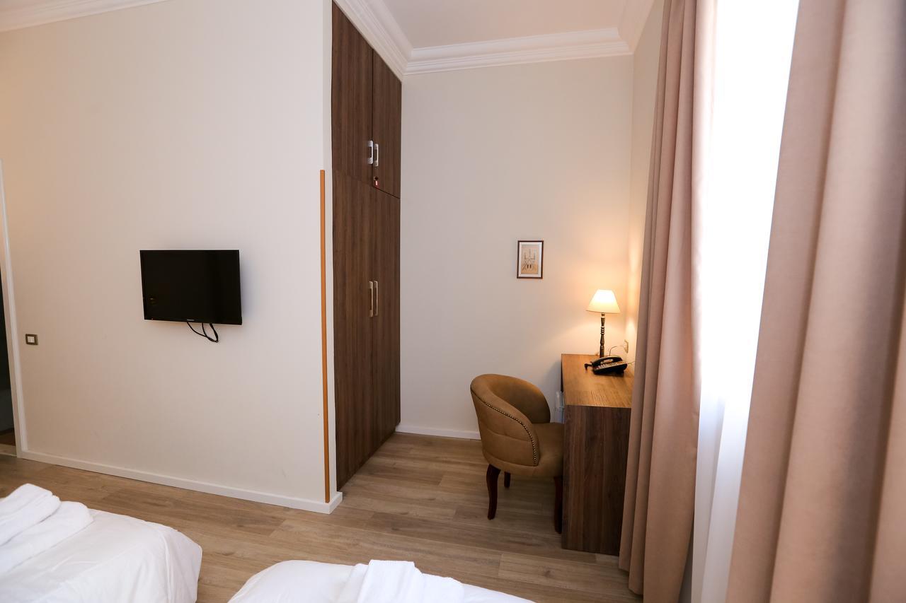 Hotel Hermes ティラナ エクステリア 写真